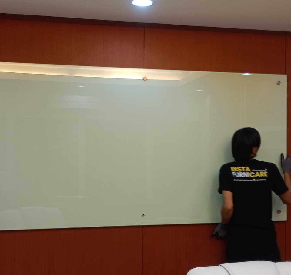 Jasa bongkar pasang furnitur