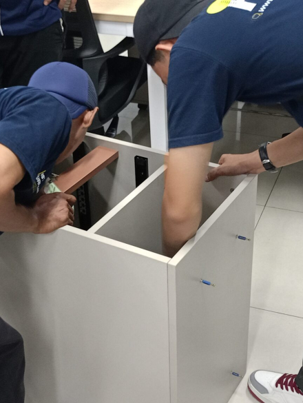 jasa bongkar pasang furniture